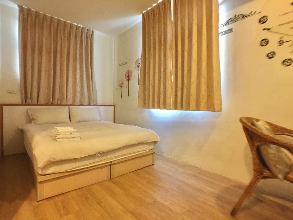 Funja Colorful Hotel Тайчжун Екстер'єр фото